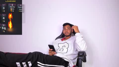 Akira online show from 03-07-25, 01:53