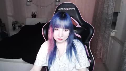 akirahartyx online show from 11-24-25, 04:51