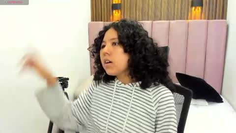 AkiraHayami online show from 06-11-26, 11:52