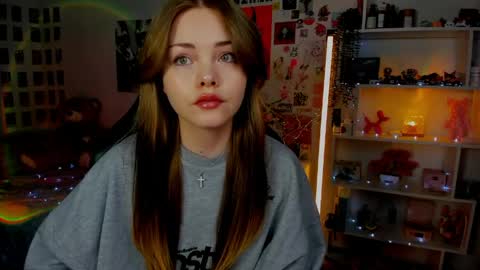 Akira online show from 04-25-26, 11:02