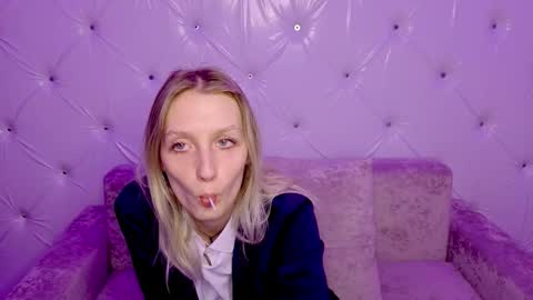 akiro_kim online show from 03-06-26, 02:41