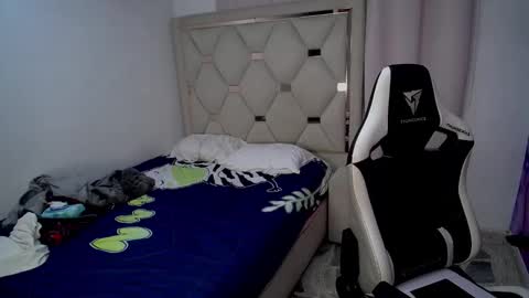 Akyra latin online show from 02-03-26, 02:11