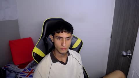 Akyra latin online show from 02-23-26, 04:59