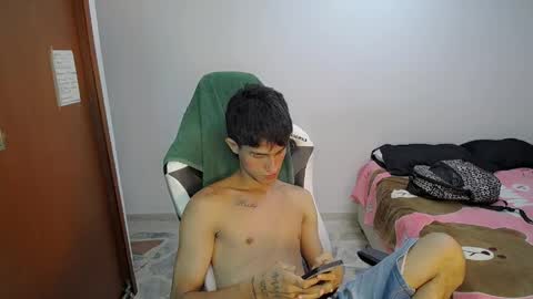 Akyra latin online show from 04-01-26, 04:02