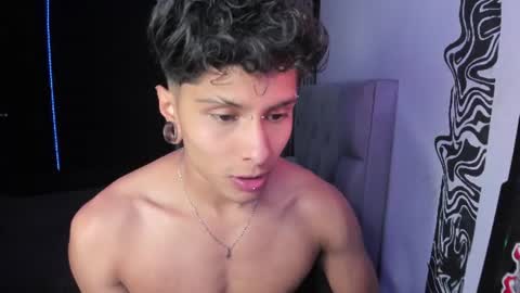 Snapshot of ala_ha_ chatting on 07-08-26, 04:06 Ander uwu online show from 07-08-26, 04:06