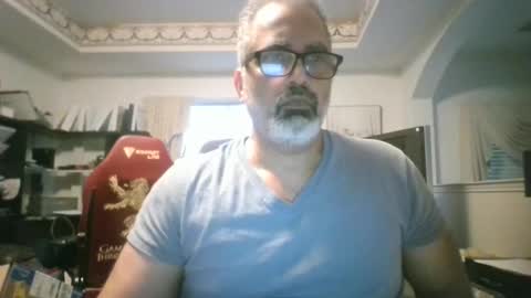 aladdin31673 online show from 02-14-26, 06:48