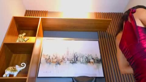 Alahia Rodriguez online show from 05-17-26, 01:03