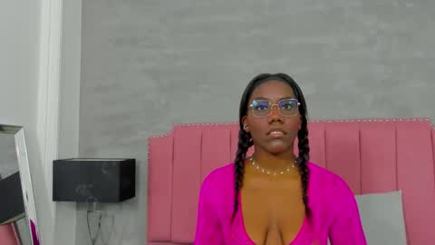 alaia_colins online show from 11-24-25, 03:50