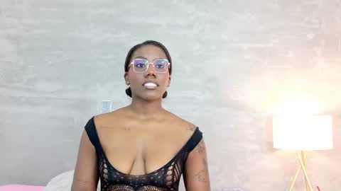 alaia_colins online show from 07-10-26, 02:16