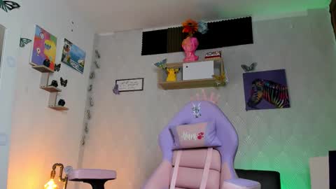 Alaia online show from 11-30-25, 10:14