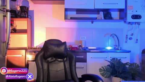   online show from 05-23-26, 11:03