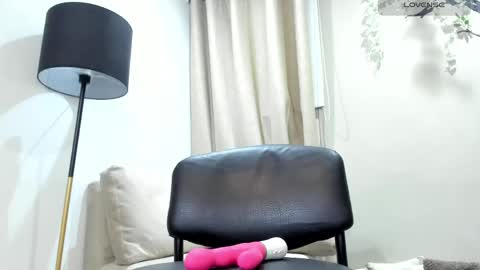     online show from 04-21-26, 01:42