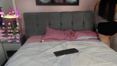 Alaiia    online show from 12-05-25, 02:53