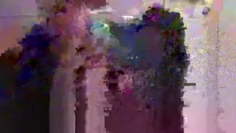 Snapshot of alain420 chatting on 12-07-24, 06:43 Tom online show from 12-07-24, 06:43