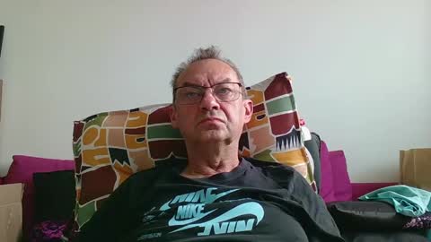 Snapshot of alain5159 chatting on 05-02-26, 09:03 alain5159 online show from 05-02-26, 09:03