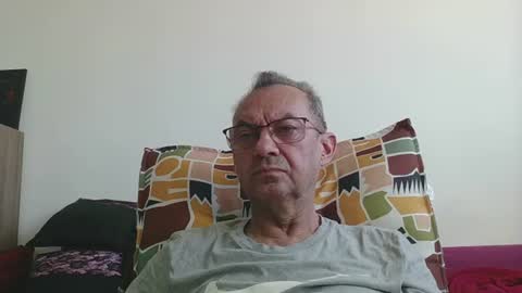 Snapshot of alain5159 chatting on 06-17-26, 07:33 alain5159 online show from 06-17-26, 07:33