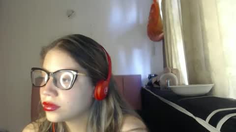 Snapshot of alaina_blessed chatting on 05-05-26, 09:56 alaina_blessed online show from 05-05-26, 09:56