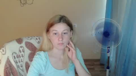 Anna online show from 06-25-26, 01:15