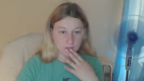 Anna online show from 07-04-26, 07:47