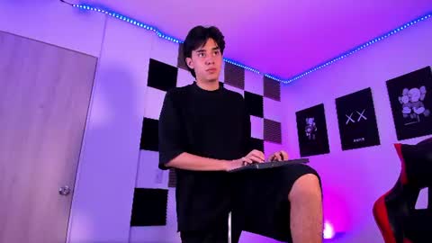 Alan Boy online show from 07-23-26, 02:53
