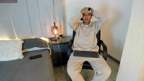 alan_colthon online show from 04-16-26, 02:56