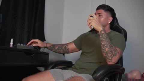 Alan online show from 11-05-25, 06:13