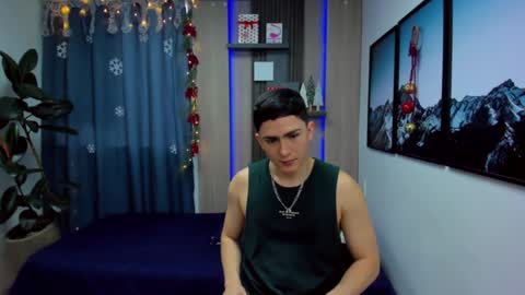 Snapshot of alan_nd_kevin chatting on 12-29-24, 11:40 Alan  Kevin can we reach 100 thumbs up please guys  online show from 12-29-24, 11:40