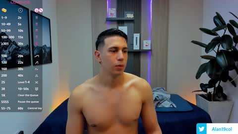 Alan  Kevin can we reach 100 thumbs up please guys  online show from 02-28-26, 07:04