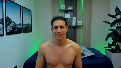 Alan  Kevin can we reach 100 thumbs up please guys  online show from 03-14-26, 07:08