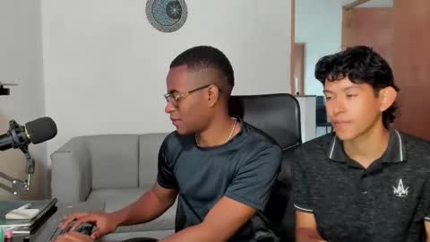 Alan and Criss - WE JUST FRIENDS WITH BENEFITS BOTH VERS online show from 02-07-26, 05:16