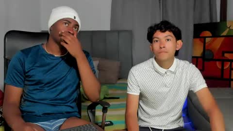 Alan and Criss - WE JUST FRIENDS WITH BENEFITS BOTH VERS online show from 04-23-26, 11:40