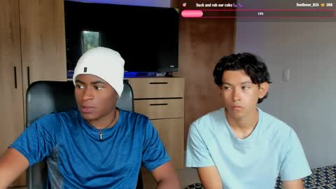 Alan and Criss - WE JUST FRIENDS WITH BENEFITS BOTH VERS online show from 05-25-26, 03:40