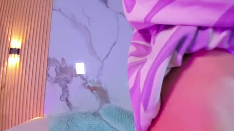 A L A N A  online show from 09-14-25, 12:48