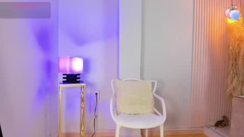 Alana online show from 07-30-26, 04:22
