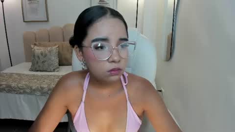 alana  online show from 06-21-26, 03:42