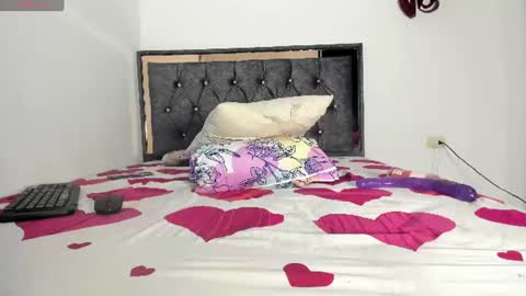 Alana online show from 06-09-26, 03:45