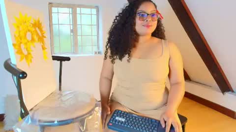 Snapshot of alanaa_gomezz chatting on 06-15-26, 07:16 Alana Gmez online show from 06-15-26, 07:16
