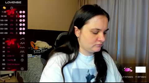 Snapshot of alanabrox chatting on 09-09-25, 10:37 Julia online show from 09-09-25, 10:37