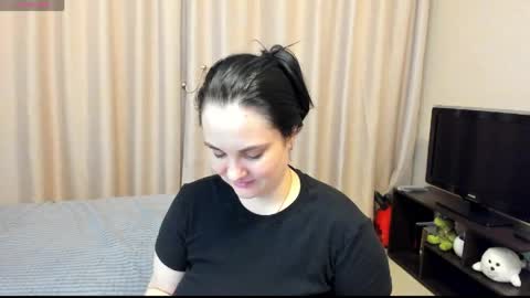 Snapshot of alanabrox chatting on 05-28-26, 10:40 Julia online show from 05-28-26, 10:40