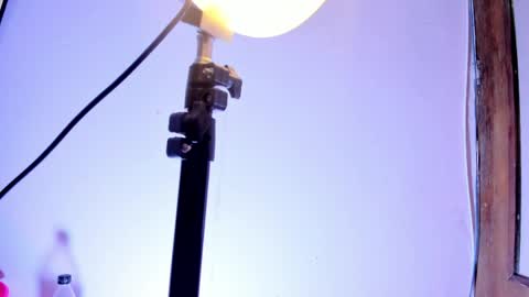 ALANA Please follow me  online show from 04-09-26, 06:19