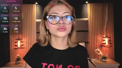 Sasha online show from 04-13-26, 11:16