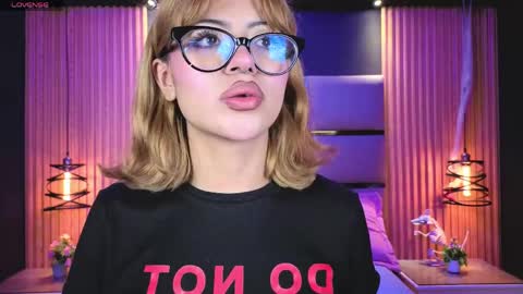 Sasha online show from 04-15-26, 11:28