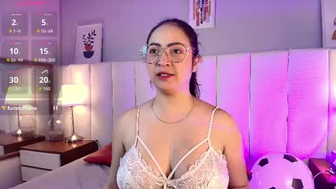 alanawestt online show from 06-18-26, 05:06