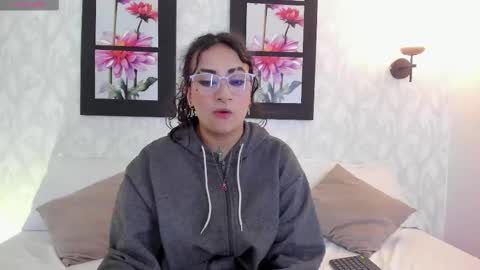  Alana Whitte  online show from 12-22-25, 11:51