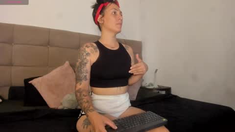Snapshot of alanna_rosse_ chatting on 04-27-26, 11:36 Alanna Independent Models onlyfans alanna rosse online show from 04-27-26, 11:36