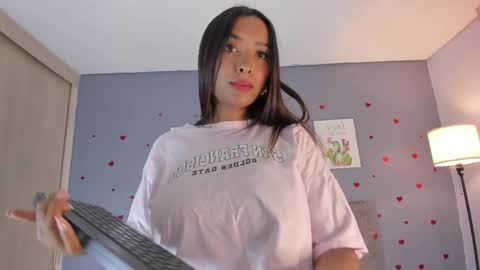 Snapshot of alannajones1 chatting on 05-30-26, 12:13 Alanna online show from 05-30-26, 12:13