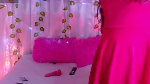 Alanna online show from 03-25-26, 12:22