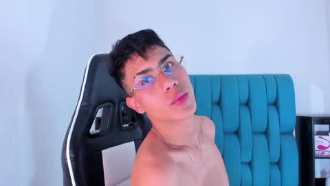 alannaughty_ online show from 02-08-25, 04:57