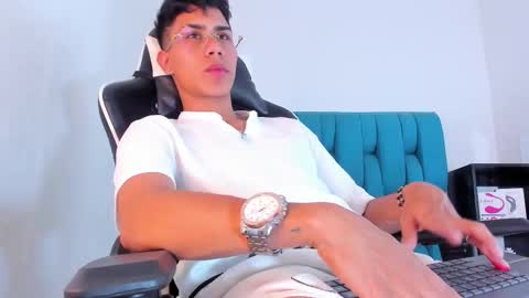 Snapshot of alannaughty_ chatting on 02-10-25, 09:58 alannaughty_ online show from 02-10-25, 09:58