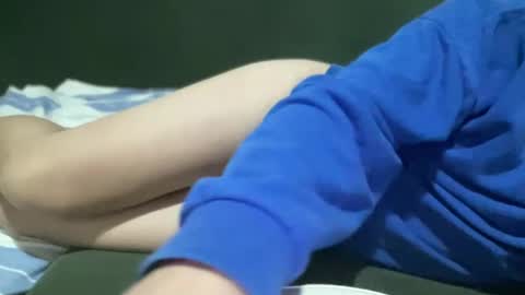 alarasissy online show from 12-27-24, 01:32